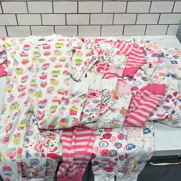 Hanna Andersson Other - Hanna Andersson Pajamas for a Week! Pink and White